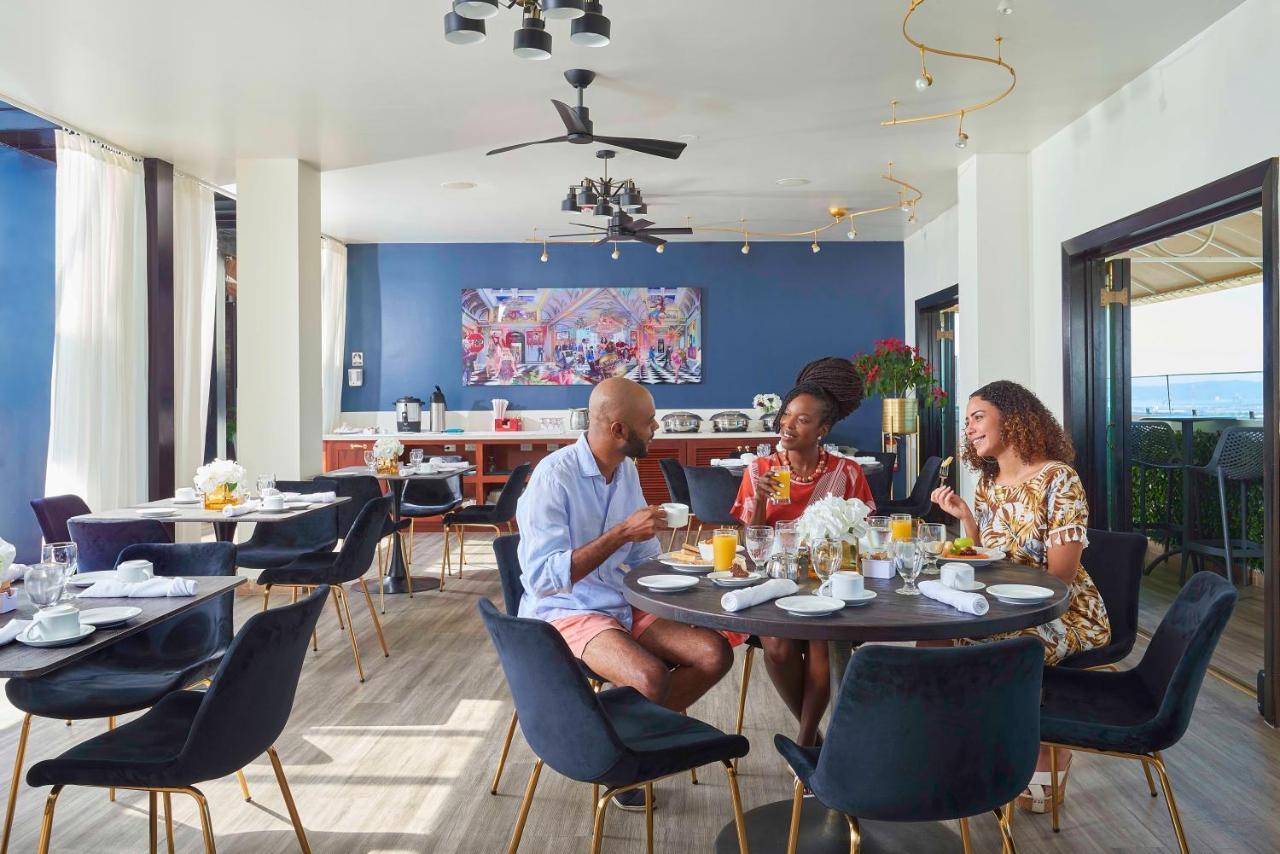 R Hotel Κίνγκστον Εξωτερικό φωτογραφία