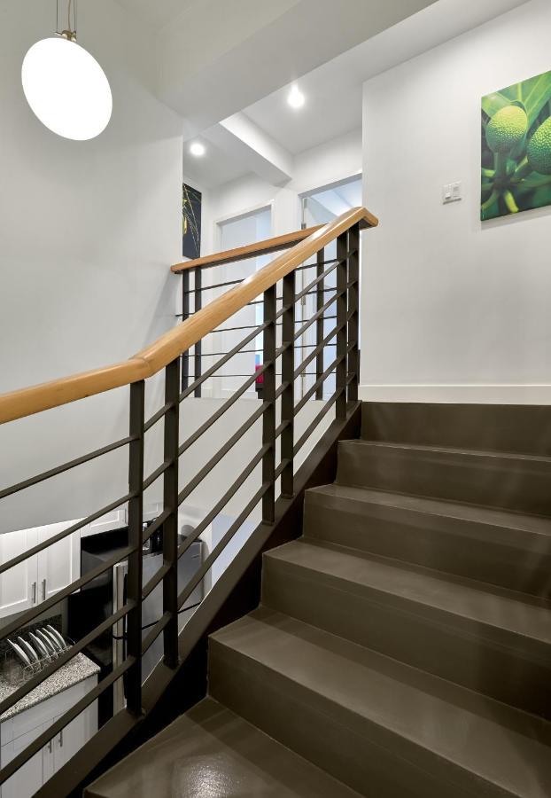 R Hotel Κίνγκστον Εξωτερικό φωτογραφία