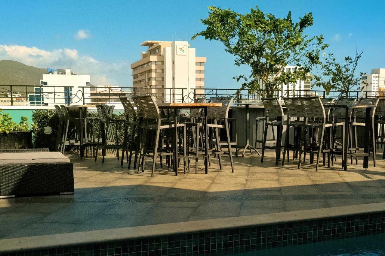 R Hotel Κίνγκστον Εξωτερικό φωτογραφία