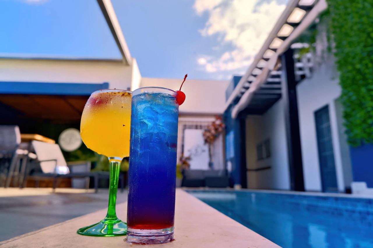 R Hotel Κίνγκστον Εξωτερικό φωτογραφία