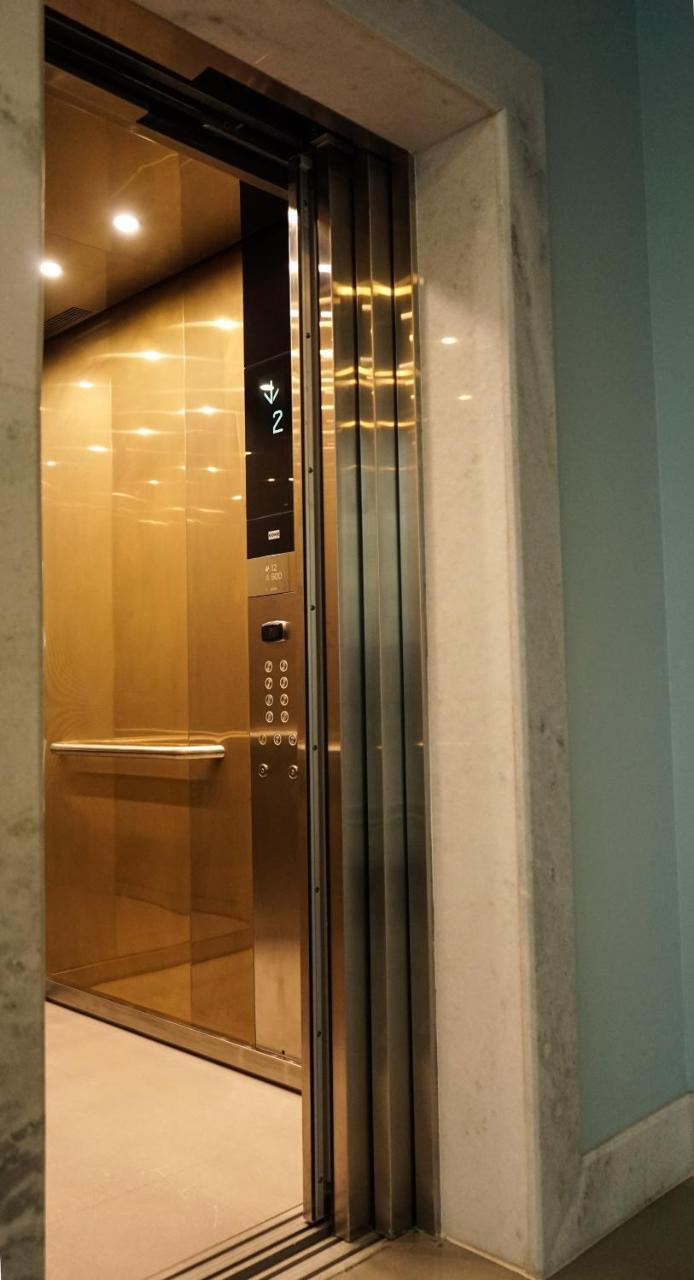 R Hotel Κίνγκστον Εξωτερικό φωτογραφία