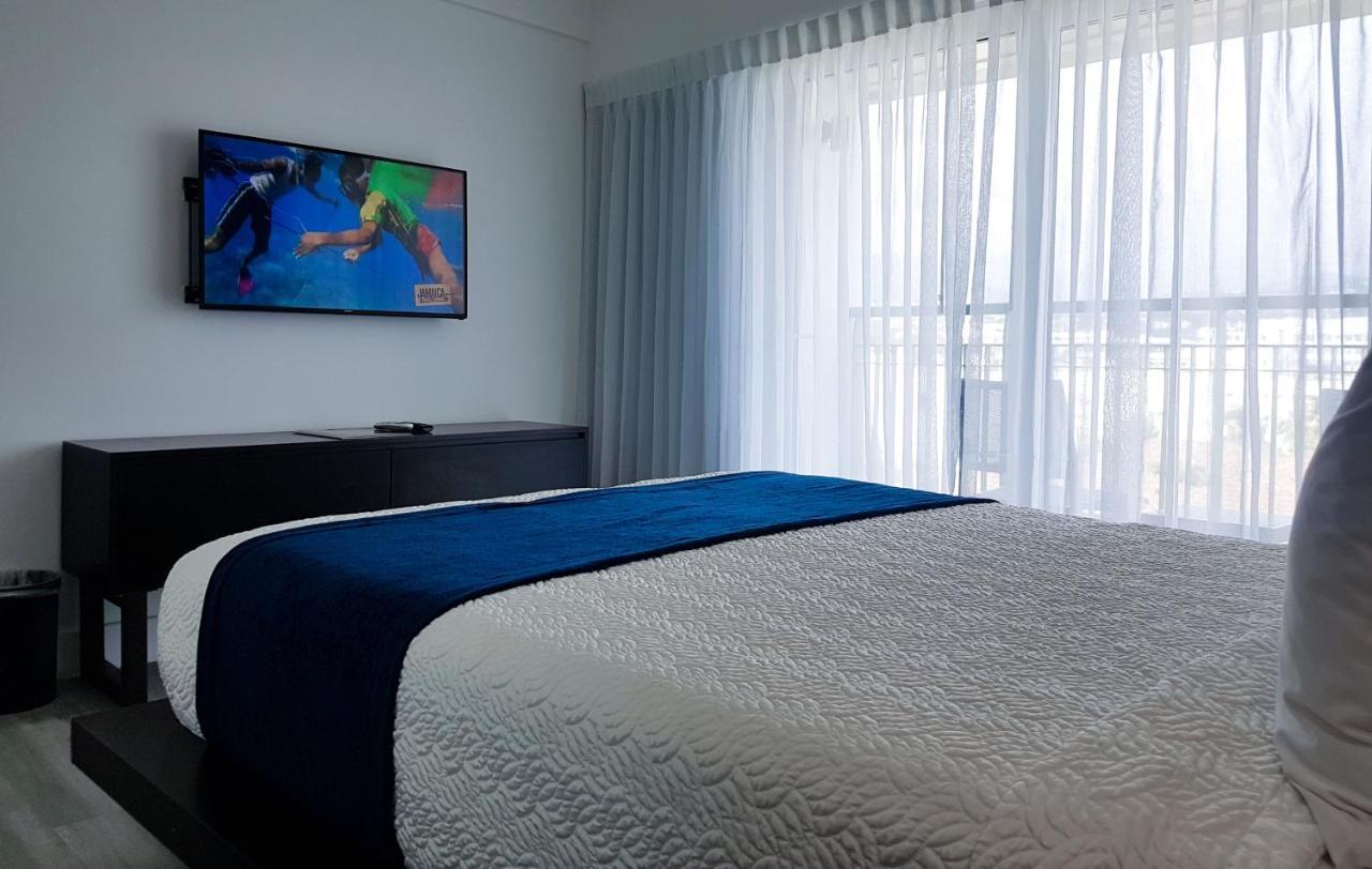 R Hotel Κίνγκστον Εξωτερικό φωτογραφία